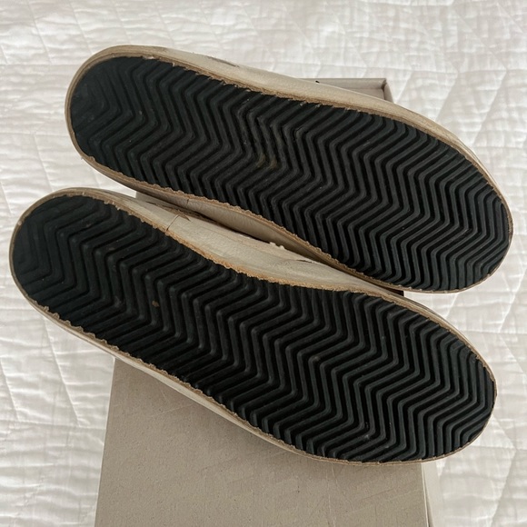 (SOLD) Golden Goose Sneakers - Picture 14 of 16